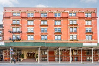 35 Mount Morris Park West in New York, NY - Foto de edificio - Building Photo