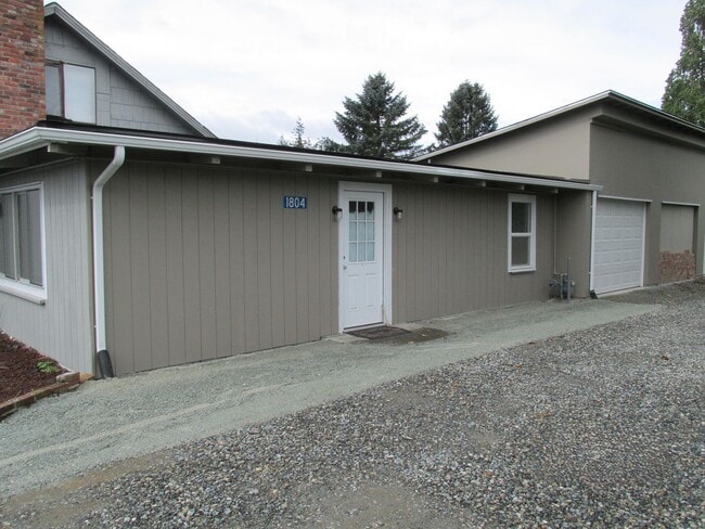 1804 Hassler Ln in Burlington, WA - Building Photo - Building Photo