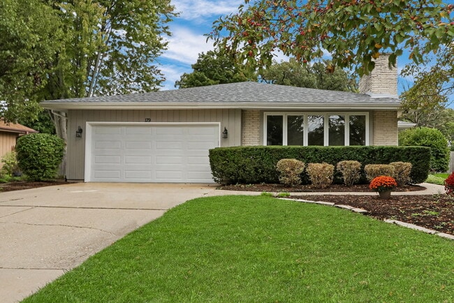 179 S Alleghany Rd in Grayslake, IL - Building Photo - Building Photo