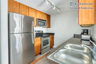 210 N Wells St in Chicago, IL - Building Photo - Building Photo