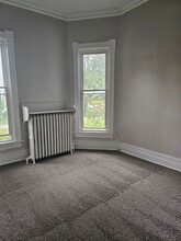 241 S Church St in Bowling Green, OH - Building Photo - Building Photo