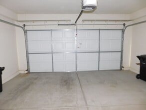 7516 Chaffinch St in North Las Vegas, NV - Building Photo - Building Photo