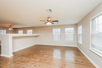 310 Quail Run Rd in Red Oak, TX - Building Photo - Building Photo