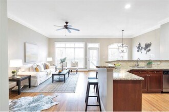 5408 Glenridge Cove NE in Atlanta, GA - Building Photo - Building Photo