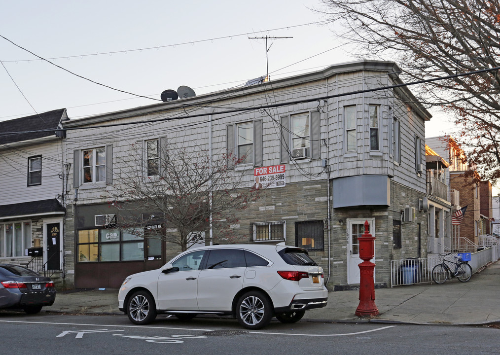 1628 Bath Ave in Brooklyn, NY - Foto de edificio