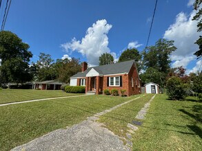 302 W 16th St in Lumberton, NC - Building Photo - Building Photo