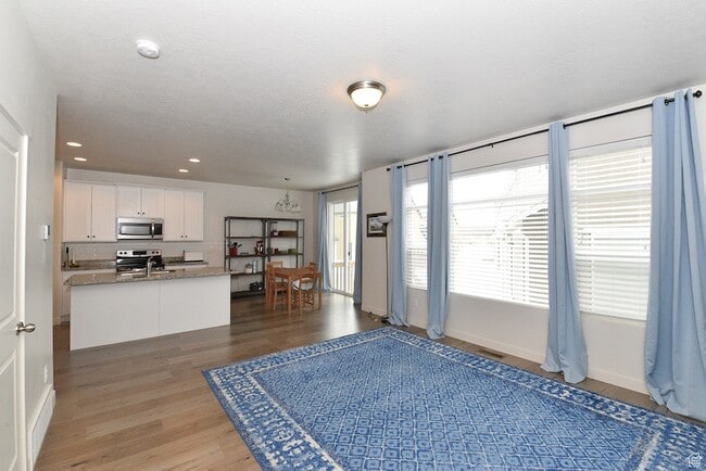 1632 N Apache Rd in Saratoga Springs, UT - Building Photo - Building Photo