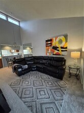 270 Woodlake Wynde in Oldsmar, FL - Building Photo - Building Photo