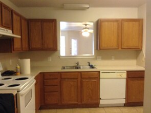 523 N Clinton Ave in Lubbock, TX - Building Photo - Building Photo