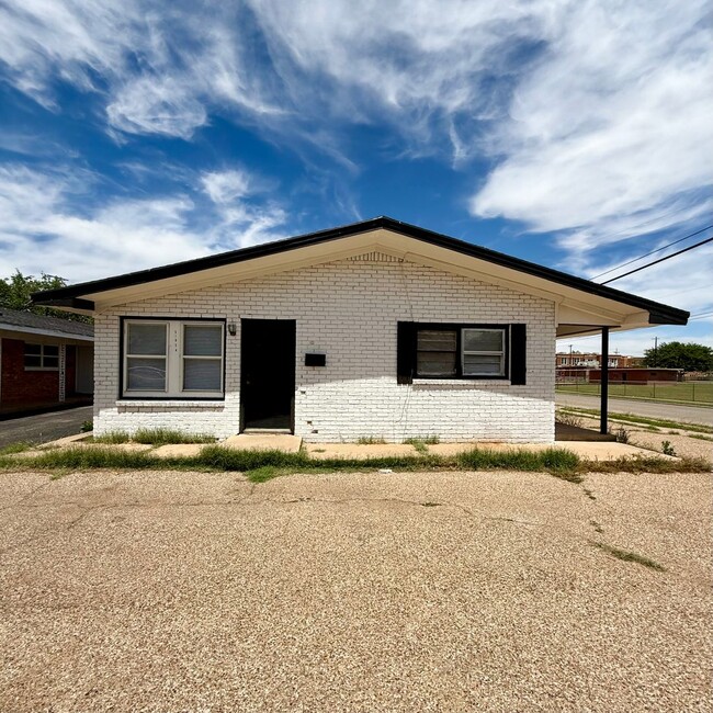property at 2102 22nd St