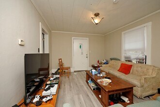 405 McDade St in Chapel Hill, NC - Building Photo - Building Photo