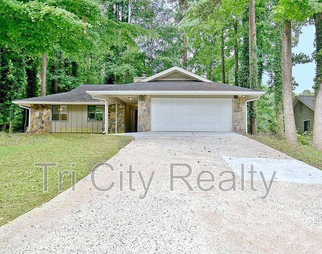 property at 107 Gelding Garth
