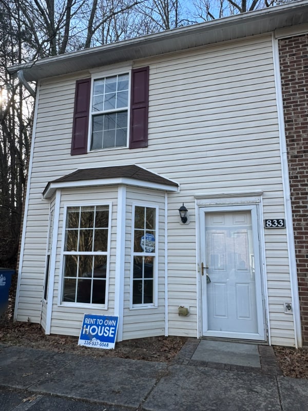 property at 833 Brickwood Ct