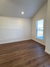 2174 Langford Ave in Lubbock, TX - Building Photo - Building Photo