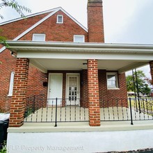 5604 White Oak Dr in Lynchburg, VA - Foto de edificio - Building Photo