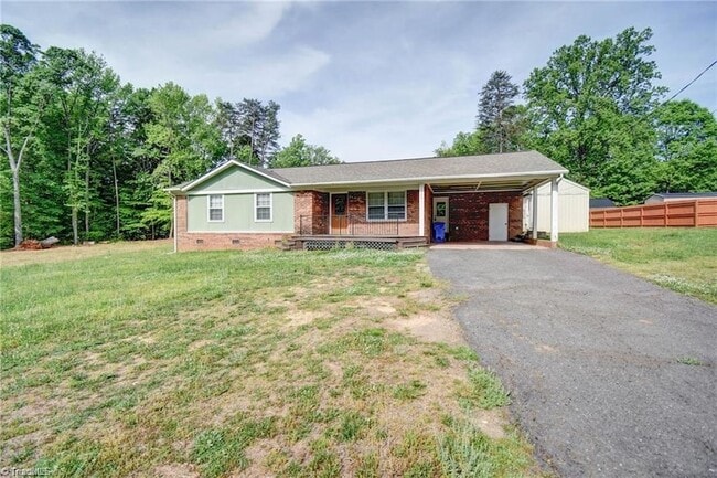 property at 1002 Phineas Dr