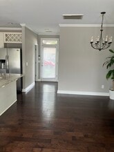 211 E Park Ave, Unit Mike in Charlotte, NC - Building Photo - Building Photo