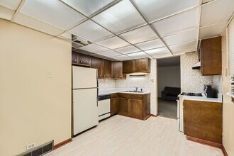 12026 S Kildare Ave in Alsip, IL - Building Photo - Building Photo