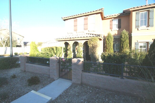 3198 Mist Effect Ave in Henderson, NV - Building Photo - Building Photo