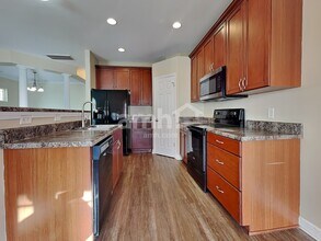 35 Summer Hill Ct in Richmond Hill, GA - Building Photo - Building Photo