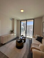 425 SW 18th Rd, Unit B1 in Miami, FL - Building Photo