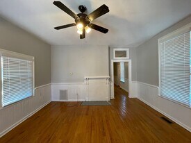 882 Walnut St Ln in Macon, GA - Building Photo