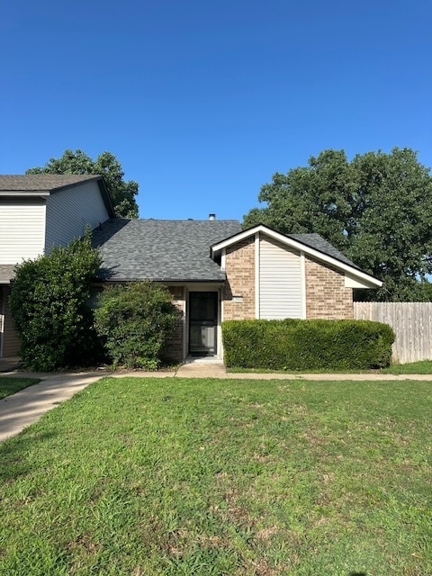 property at 13909 Fairhill Ave