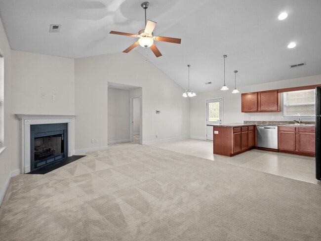 203 Michel Ct in Hubert, NC - Building Photo - Building Photo