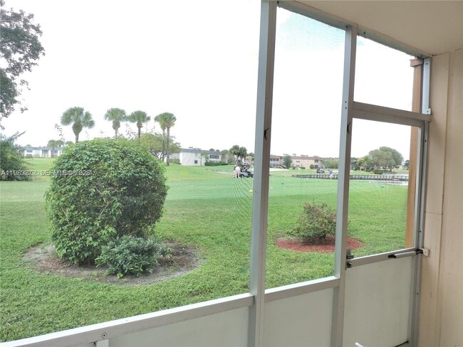 452 Flanders I in Delray Beach, FL - Building Photo - Building Photo