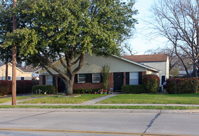 613-621 E 6th St in Irving, TX - Foto de edificio - Building Photo