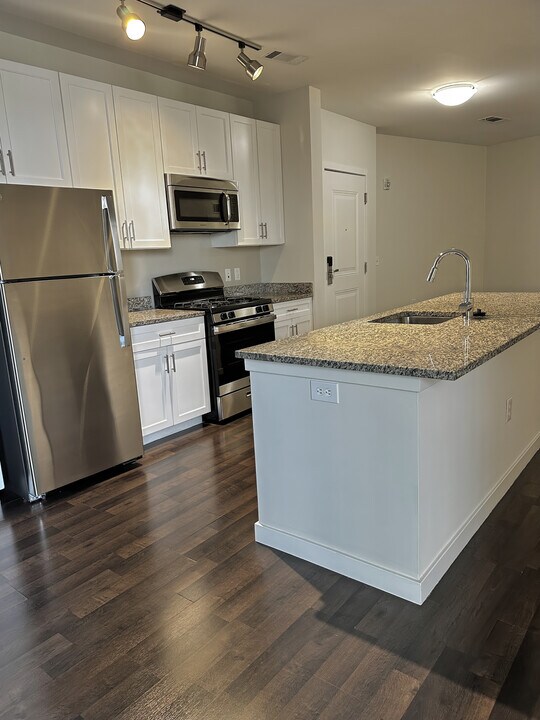 One Glover in Norwalk, CT - Building Photo