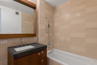 57 Reade St in New York, NY - Building Photo - Building Photo