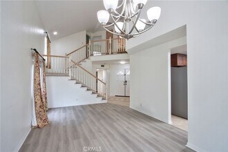 24055 Golden Pheasant Ln in Murrieta, CA - Building Photo - Building Photo