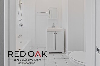 744 Beacon Ave, Unit 209 in Los Angeles, CA - Building Photo - Building Photo