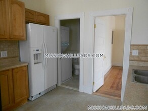 66 Clifford St in Boston, MA - Building Photo - Building Photo