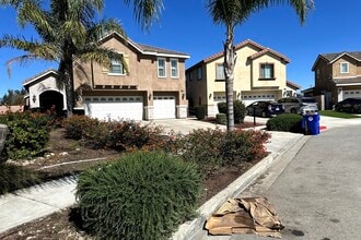 16628 Atlas Ln in Fontana, CA - Building Photo - Building Photo