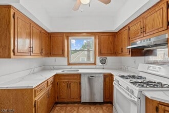 91 Wesley St in Clifton, NJ - Building Photo - Building Photo
