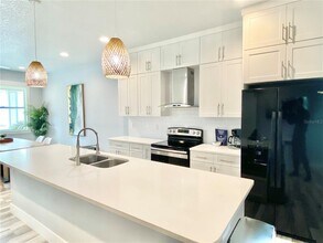 2510 E 17th Ave in Tampa, FL - Building Photo - Building Photo