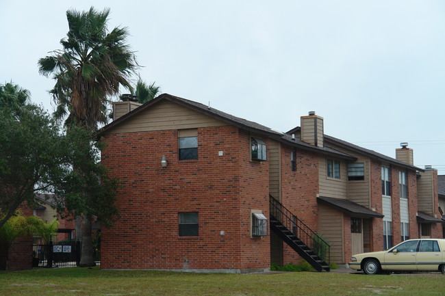 1921 Waldron Rd in Corpus Christi, TX - Building Photo - Building Photo