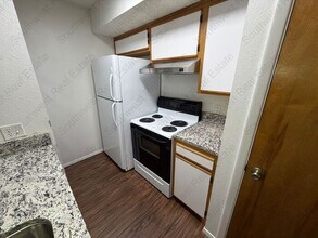 3525 Adenmor Ct in Clovis, NM - Building Photo - Building Photo