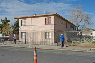 Boston Avenue Apartments in Las Vegas, NV - Building Photo - Building Photo