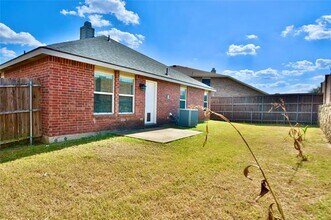 703 Moss Glen Trail in Arlington, TX - Building Photo - Building Photo