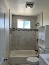 6667 N Hammond Ave in Long Beach, CA - Building Photo - Building Photo