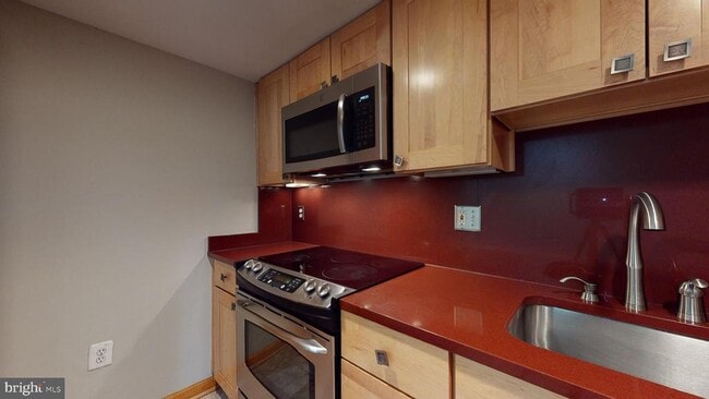 4208 New Hampshire Ave NW in Washington, DC - Building Photo - Building Photo