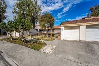 3413 Punta Alta, Unit B in Laguna Woods, CA - Building Photo - Building Photo