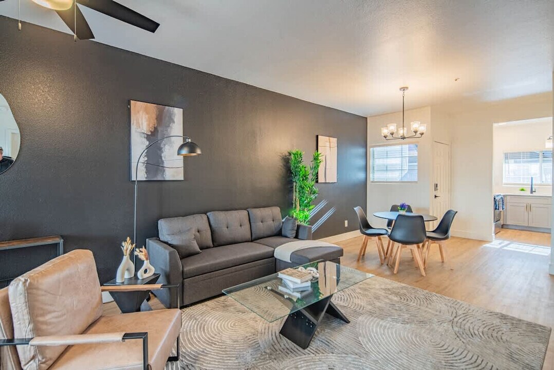 7900 E Princess Dr in Scottsdale, AZ - Building Photo