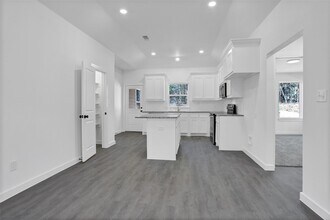 1479 Cathey Dr in Denison, TX - Building Photo - Building Photo