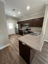 7010 Catalina Dr in Blackshear, GA - Building Photo - Building Photo