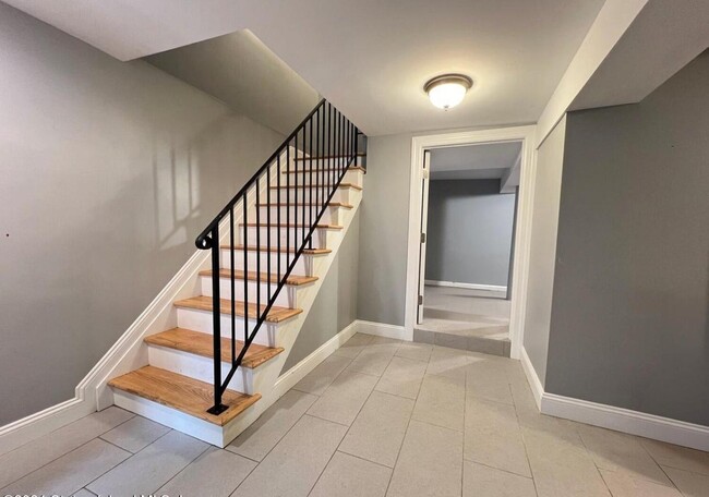 28 Pearl St in Staten Island, NY - Building Photo - Building Photo