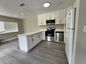 1903 SW 3rd Ave in Fort Lauderdale, FL - Building Photo - Building Photo